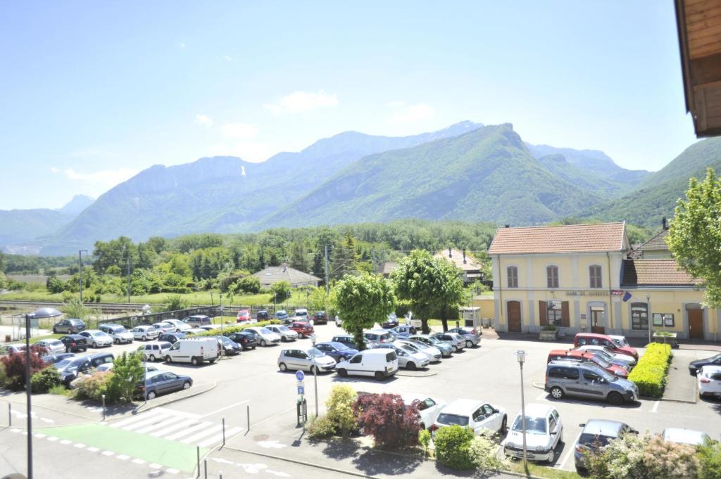 Alp'Hotel Voreppe Luaran gambar