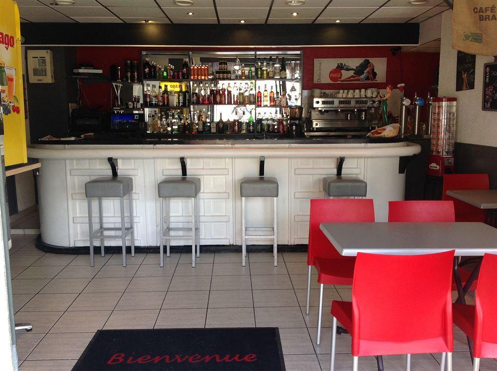 Alp'Hotel Voreppe Luaran gambar