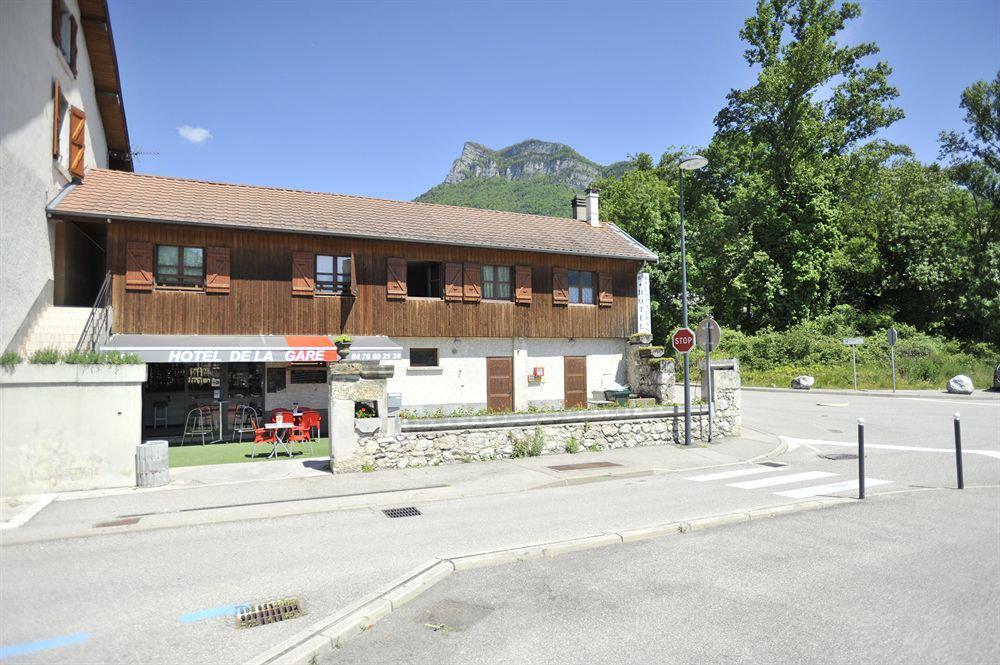 Alp'Hotel Voreppe Luaran gambar
