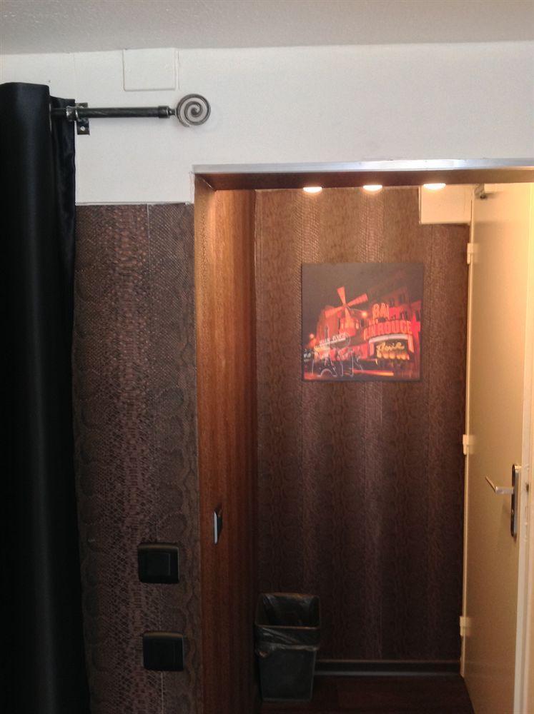 Alp'Hotel Voreppe Luaran gambar