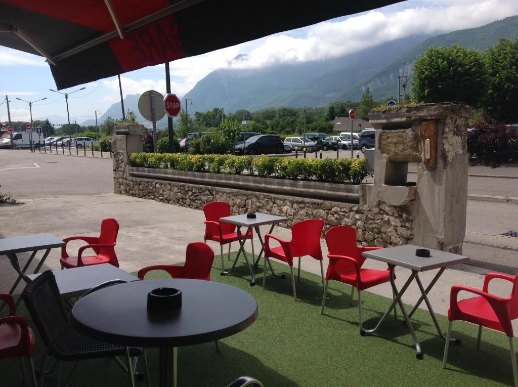 Alp'Hotel Voreppe Luaran gambar