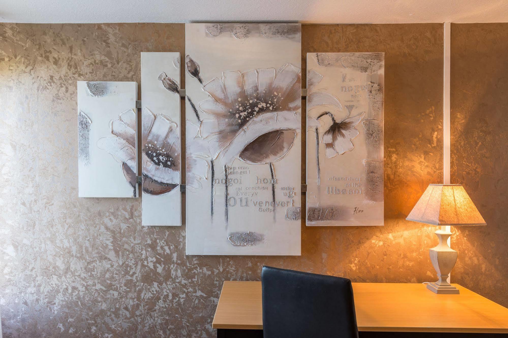 Alp'Hotel Voreppe Luaran gambar
